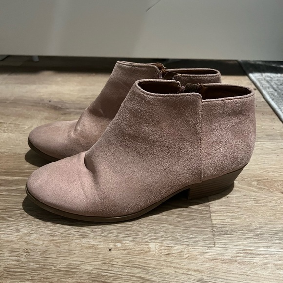 Pink Booties! - Picture 2 of 8